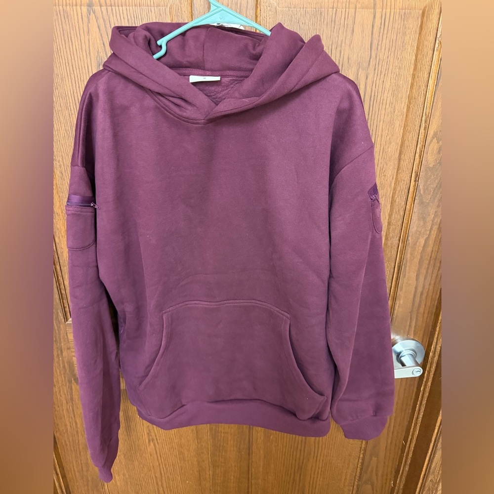 COMFRT UNISEX Hooded Pullover Sweatshirt in Deep Wine